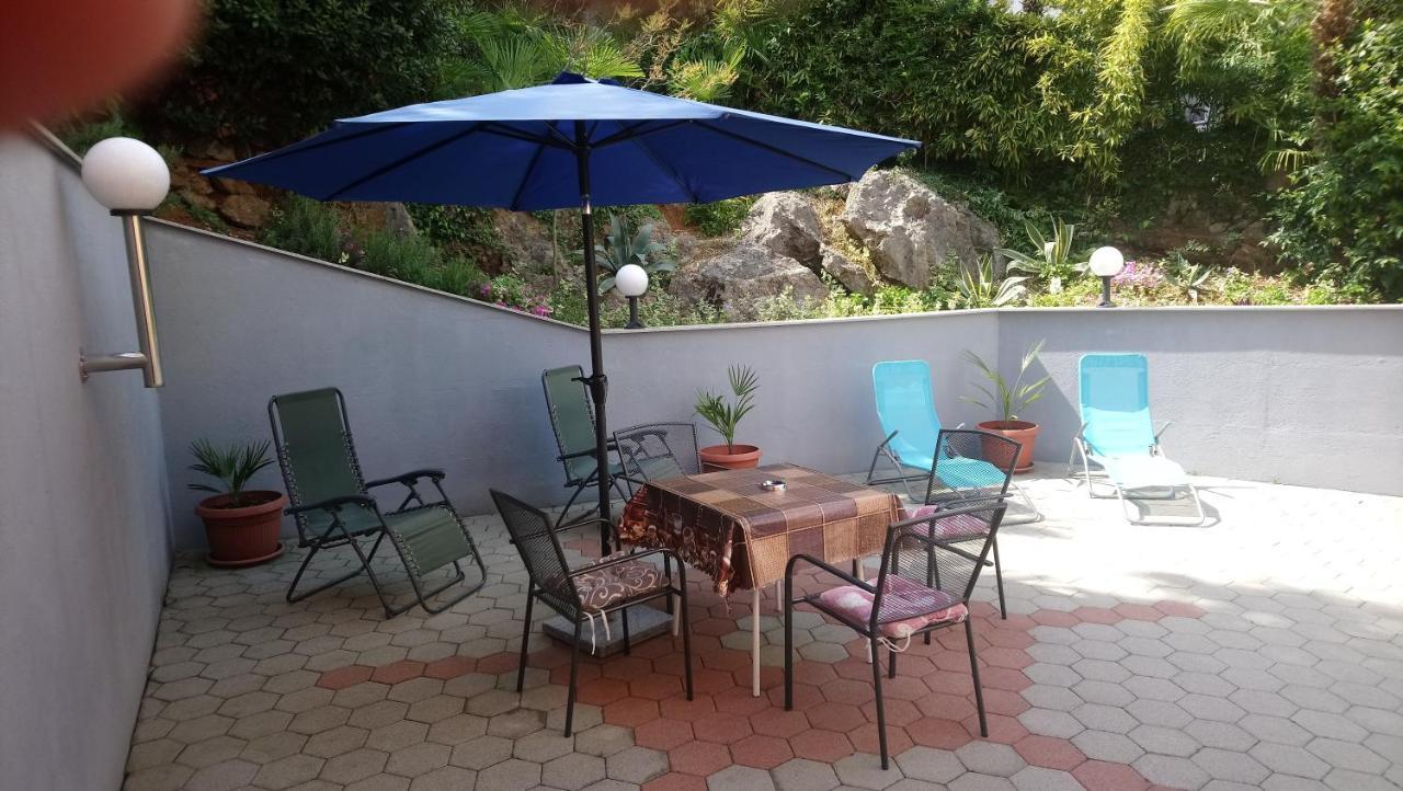 Apartment Valentina Opatija Exteriör bild