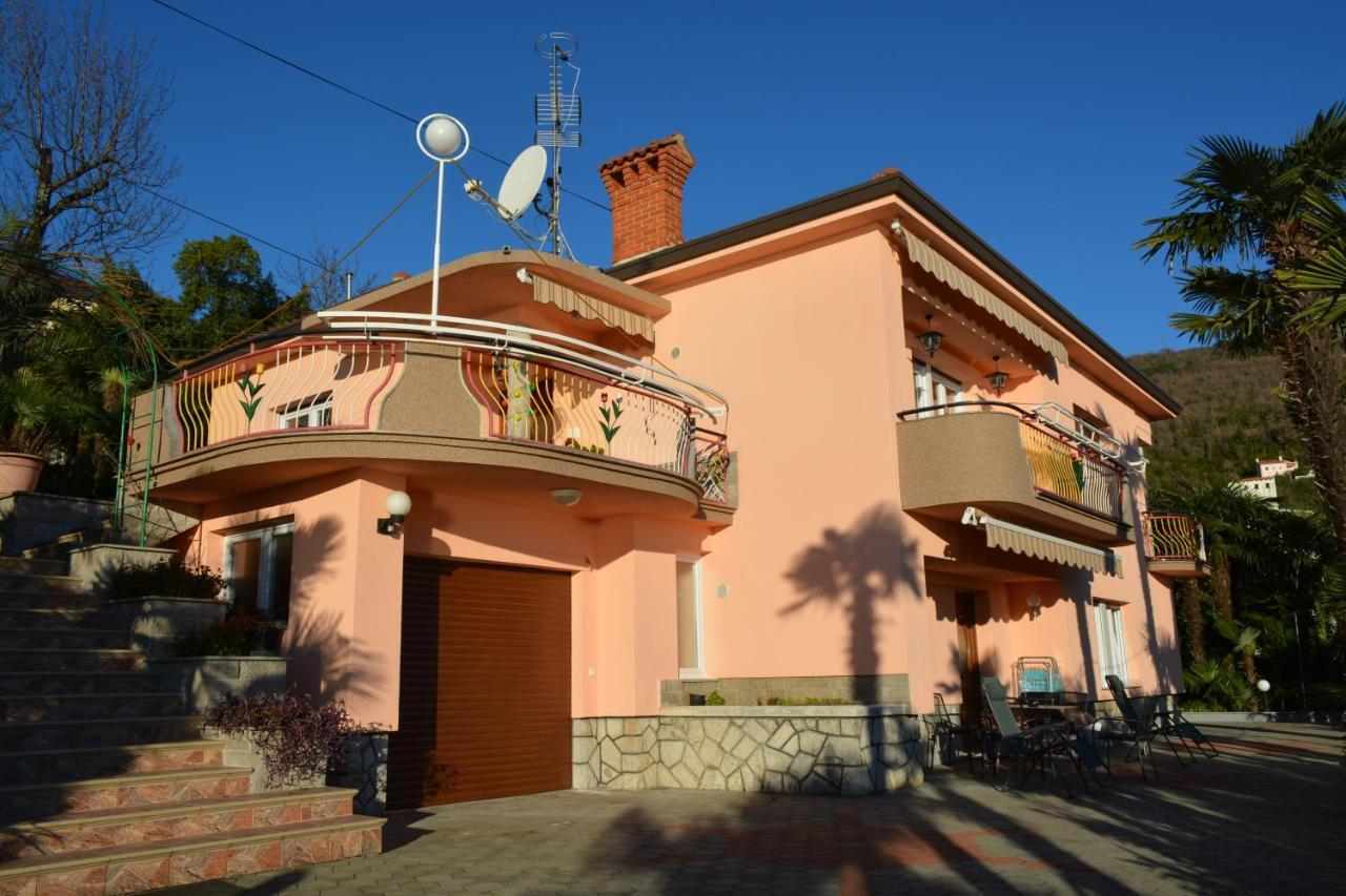Apartment Valentina Opatija Exteriör bild