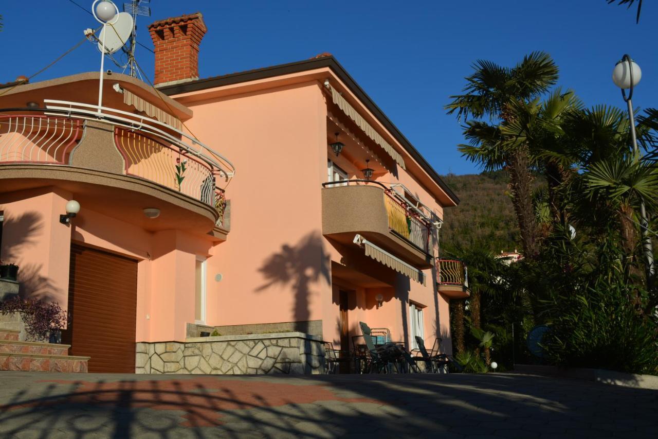 Apartment Valentina Opatija Exteriör bild
