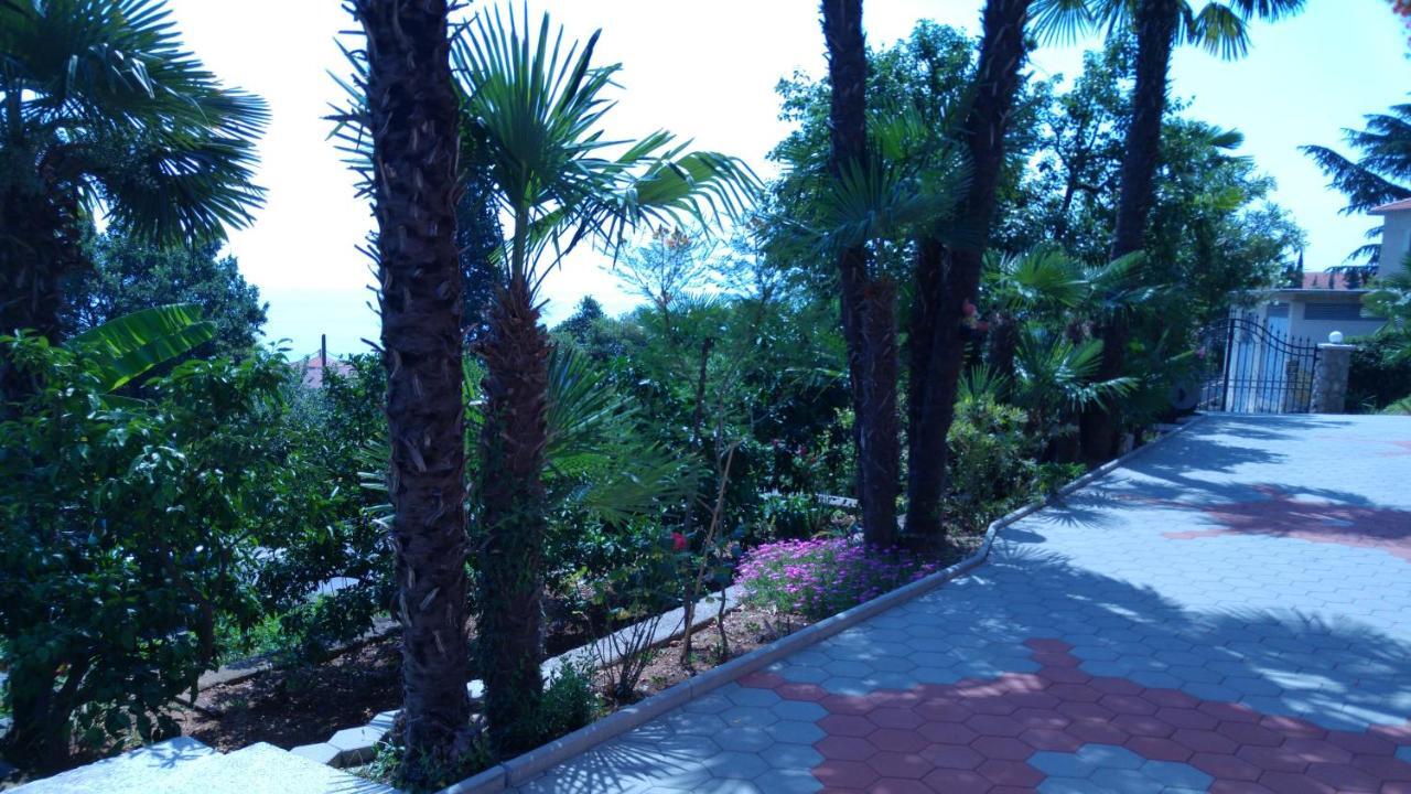 Apartment Valentina Opatija Exteriör bild