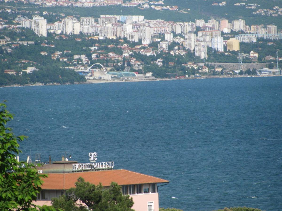 Apartment Valentina Opatija Exteriör bild